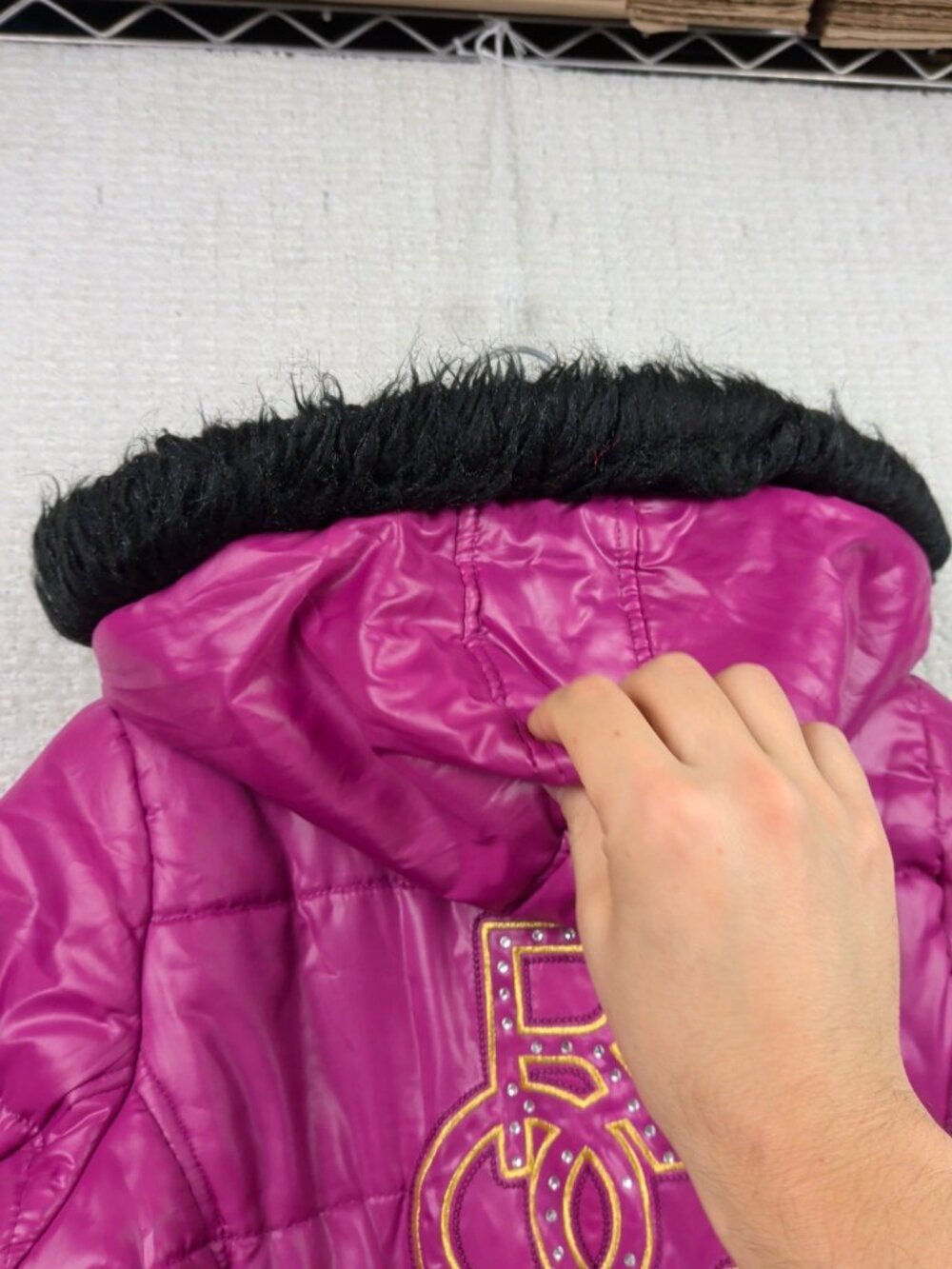 Y2K Rocawear Faux Fur Pink Puffer Jacket Sz *M* McBling Glam Rhinestone Read - Picture 16 of 16